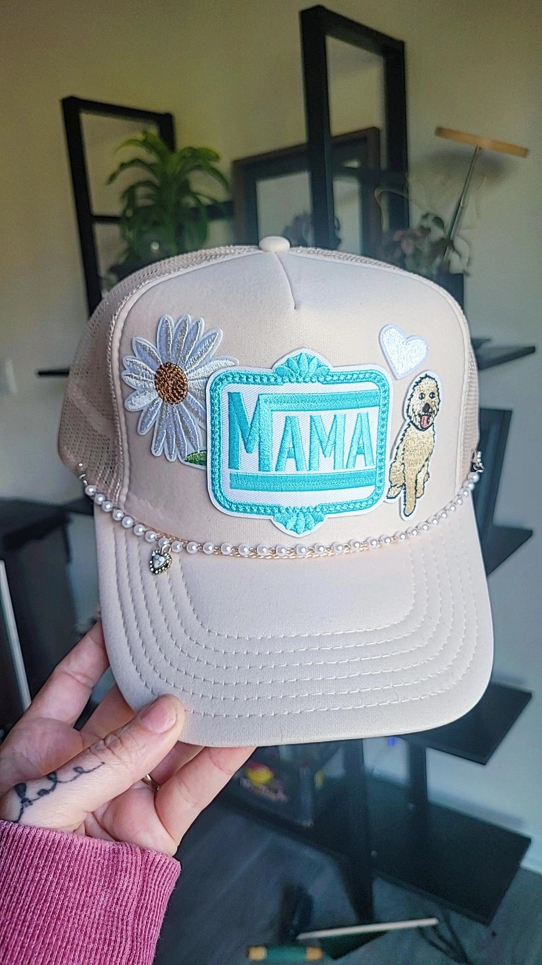 Doodle Mama Otto Trucker